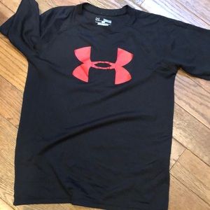 Under Armour T